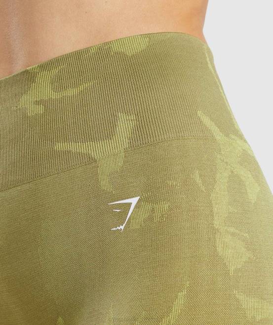 Savanne | Greifgrün Kleidung Gymshark Frauen Passen Sie die nahtlosen Camo-Leggings an 04P8247