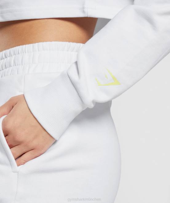 Weiß Kleidung Gymshark Frauen Kurzer Kapuzenpullover mit Stickerei und Grafik 04P8375