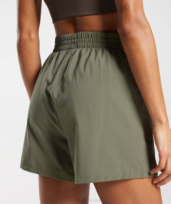 staubiges Oliv Kleidung Gymshark Frauen Shorts mit gewebten Taschen 04P855
