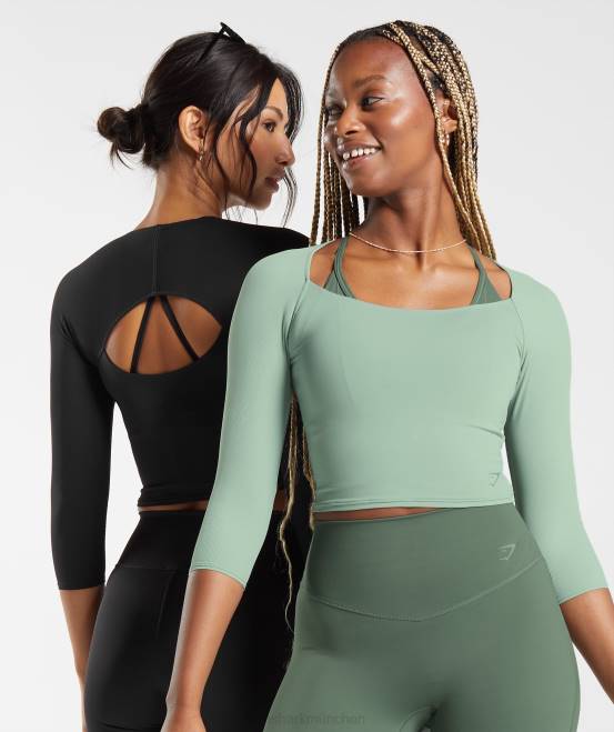 Wüstensalbeigrün Kleidung Gymshark Frauen Erhöhtes Crop-Top mit 3/4-Ärmeln 04P8448