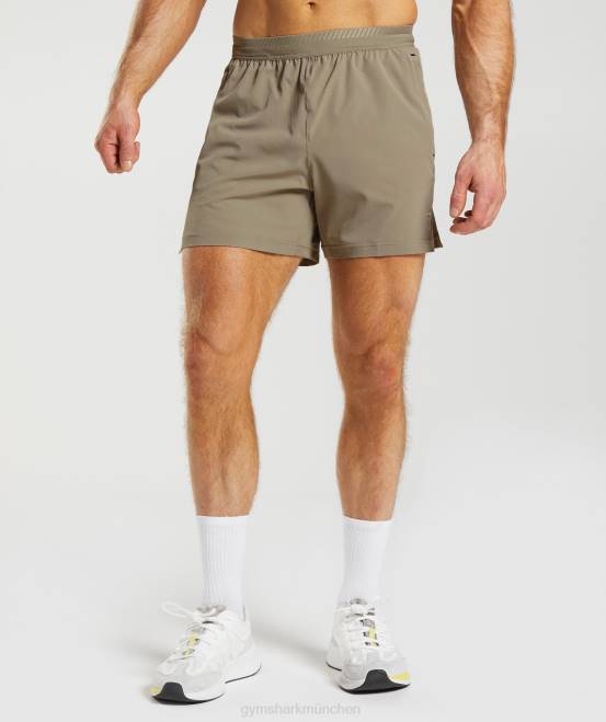 erdiges Braun Kleidung Gymshark Männer Apex 5" Hybrid-Shorts 04P8550