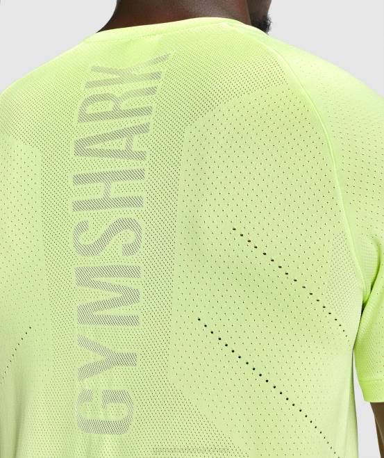 Grün Kleidung Gymshark Männer Apex Perform T-Shirt 04P8733