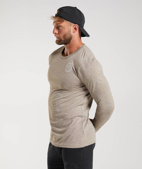 Kalkmergel Kleidung Gymshark Männer Legacy-Langarm-T-Shirt 04P8751