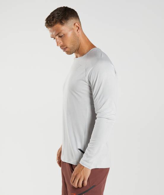 hellgrau/weiß Kleidung Gymshark Männer Apex-Langarm-T-Shirt 04P8613